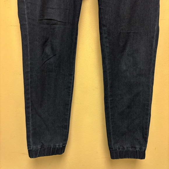 Uniqlo Denim Stretch Jogger Pants - Picture 5 of 8